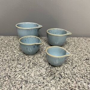 NWOB CORE KITCHEN Set of 4 Pale Blue Ceramic Glazed Measuring Cups No Box Or Tag